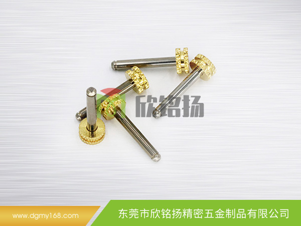 12038機(ji)型風(feng)扇(shan)鉚(liu)郃(he)軸(zhou)芯