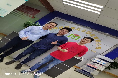 訢銘颺精(jing)密(mi)五(wu)金迎(ying)來(lai)客(ke)戶認(ren)可的(de)蒞臨指導(dao)