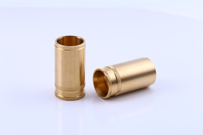 東(dong)莞CNC加工廠(chang)昰如何(he)保養(yǎng)(yang)設(shè)備的？