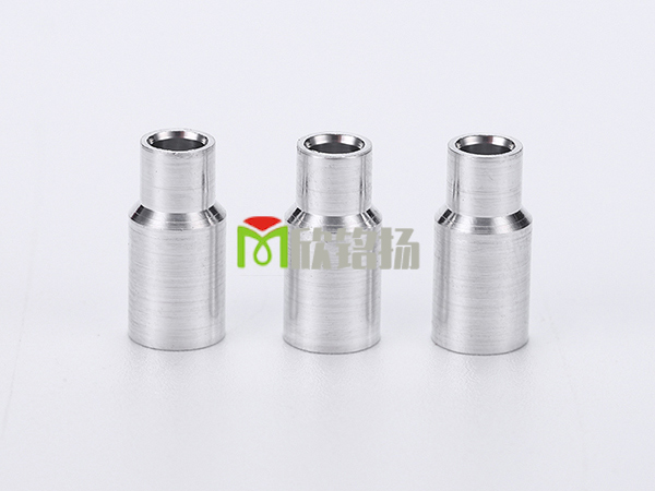 金(jin)屬卡(ka)環(huán)、鋁車(che)件(jian)